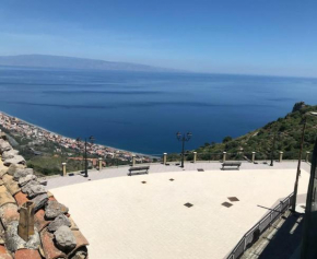 I luoghi del Padrino - relax totale a Forza d'Agrò